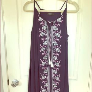 Michel Studio. Summer dress. Mid knee.